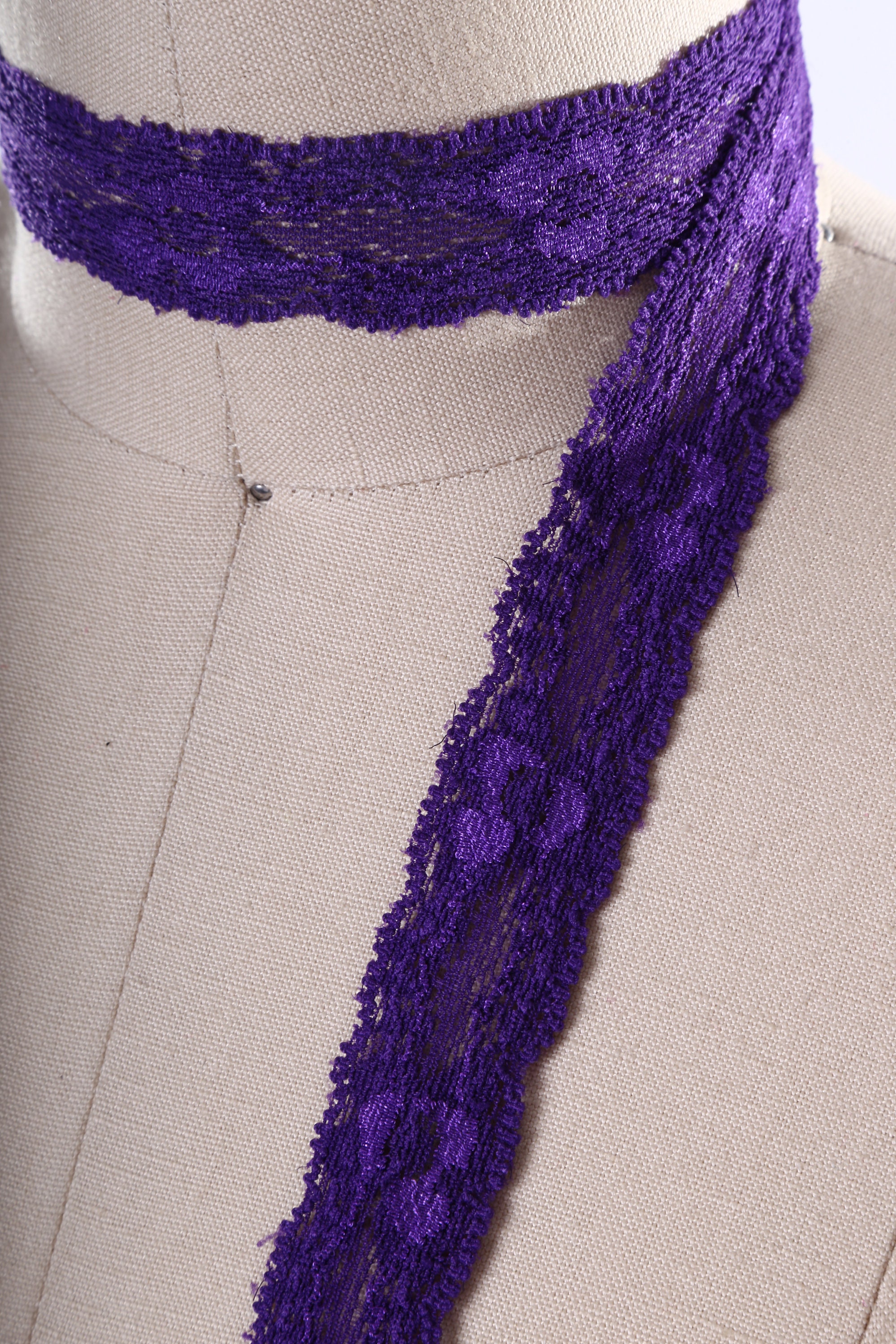 2 Yards Lavender Stretch Lace Trim/ Floral Detailing/ Durable Etsy