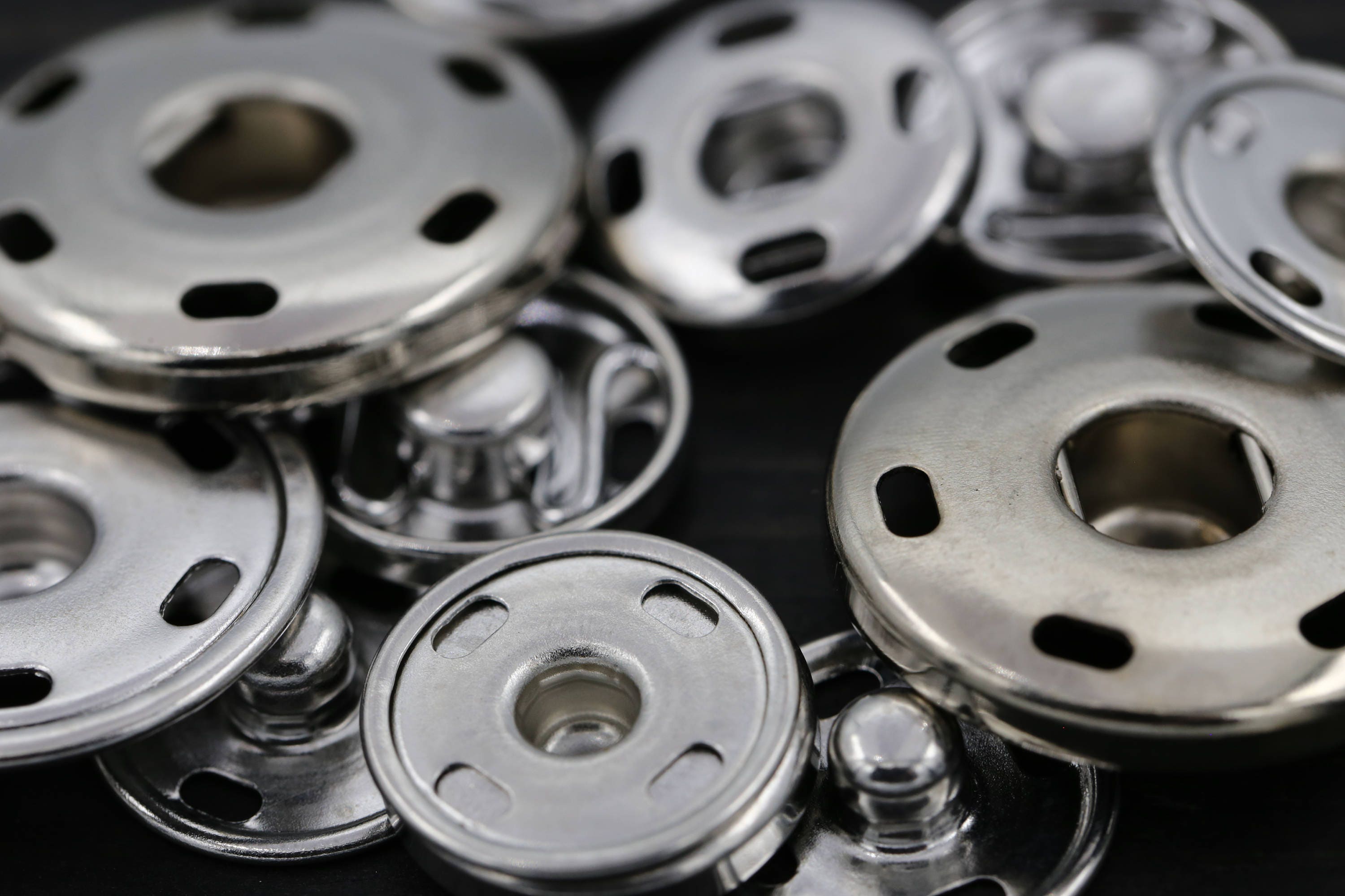 Sew-on Metal Snap Buttons: Nickel & Black, 12 Sets - Etsy