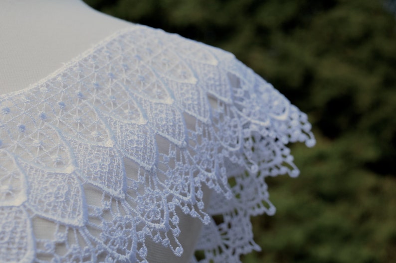 White or Ivory Venice Lace Trim 4.5 in Width. Dainty and Durable. Vintage inspired/ Bridal Lace Trim PRISCILLA image 7