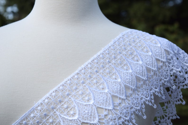 White or Ivory Venice Lace Trim 4.5 in Width. Dainty and Durable. Vintage inspired/ Bridal Lace Trim PRISCILLA image 5