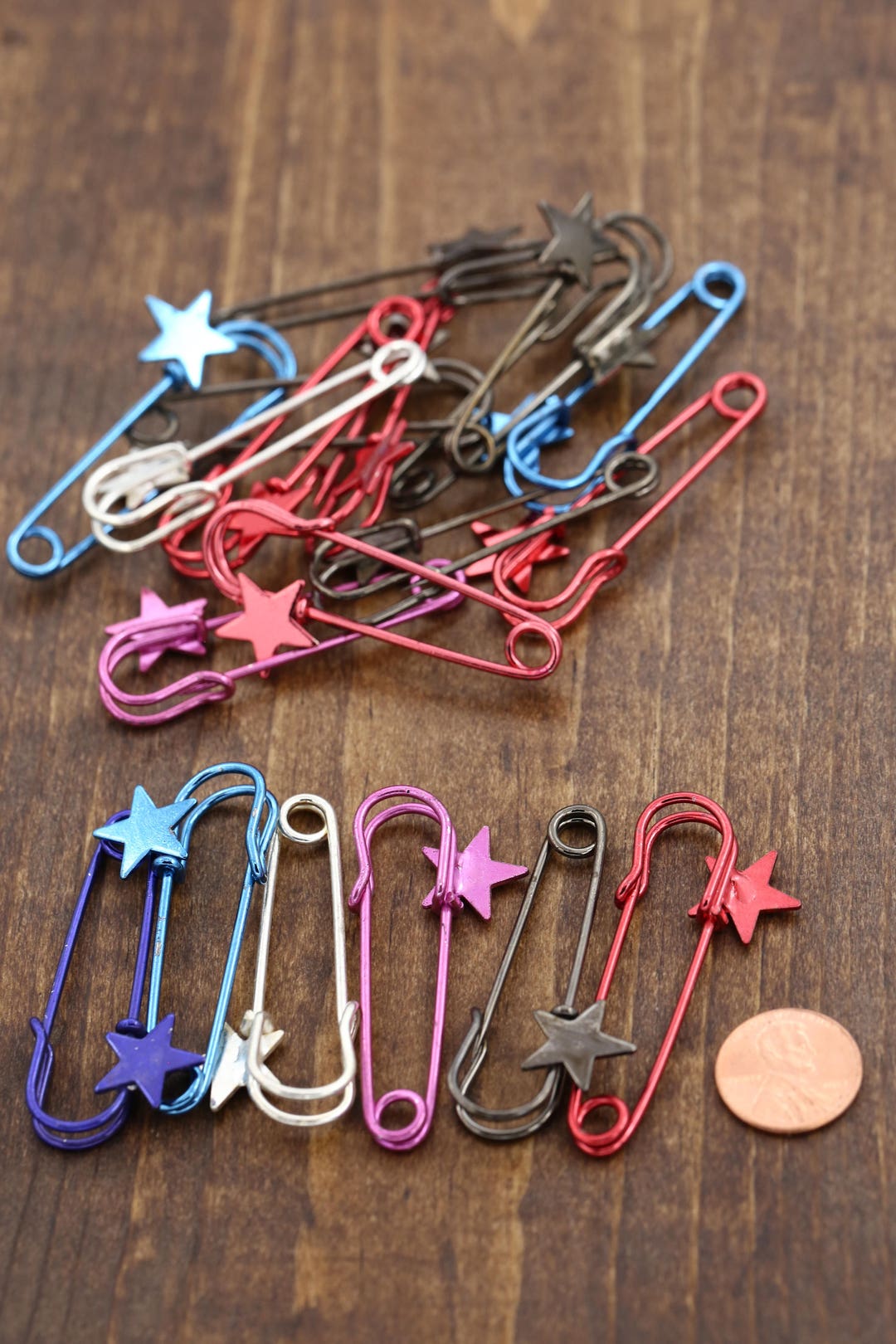 Decorative Star Safety Pins: Colorful Embellishments, 2.25