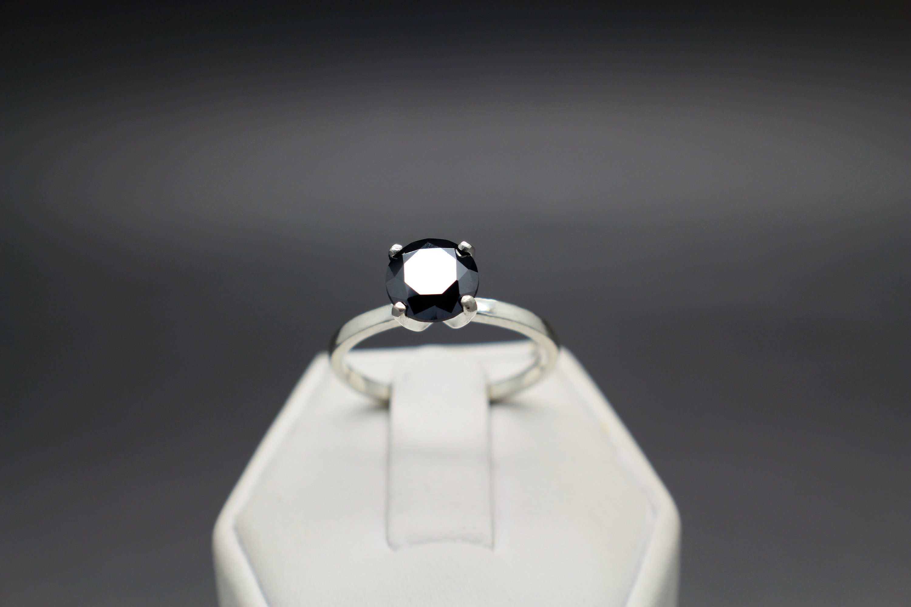 1.51cts Natural Black Diamond Engagement Ring (7.54mm) AAA ...