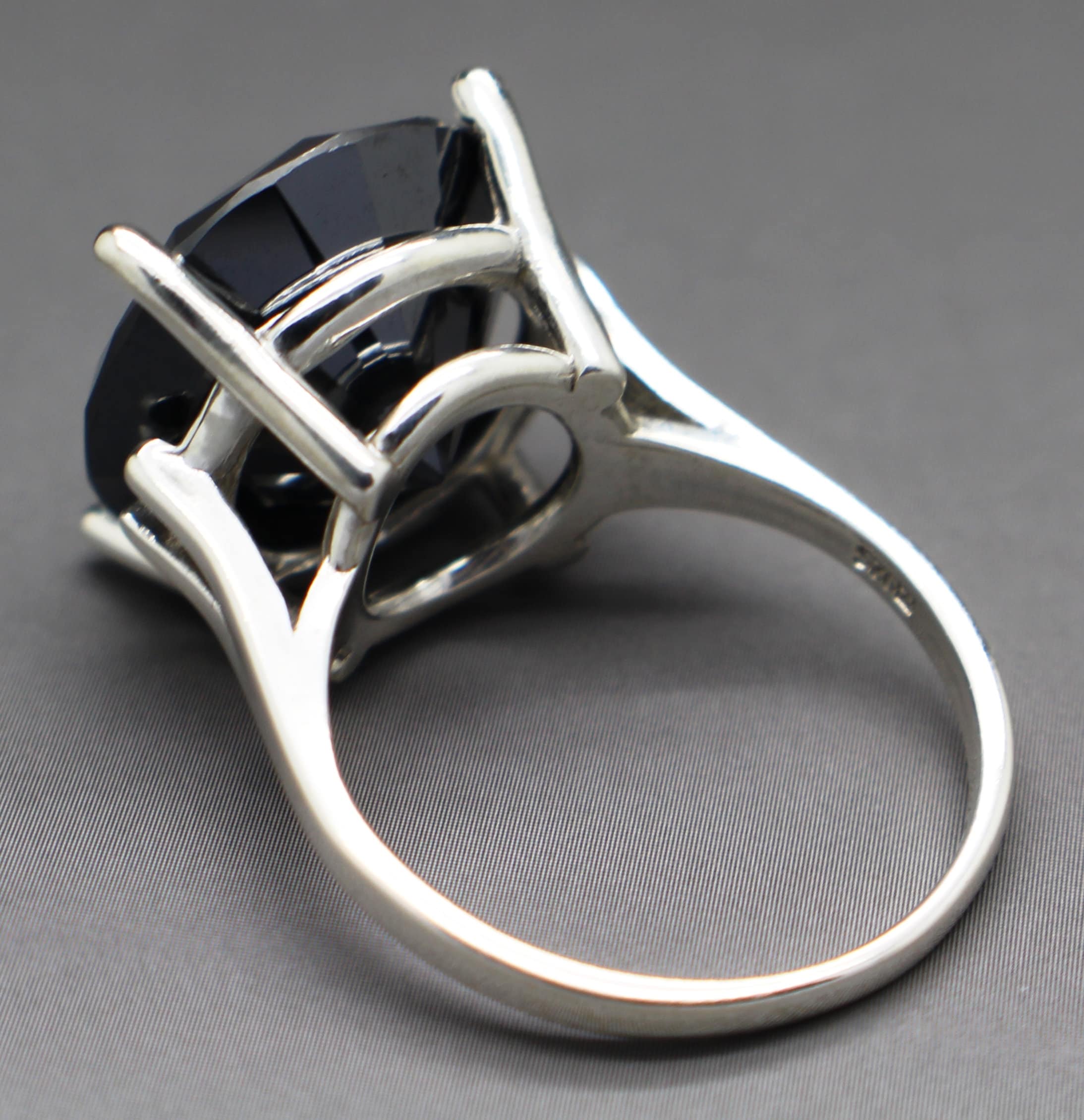 11.33cts Natural Black Diamond Ring (14.81mm) AAA Grade
