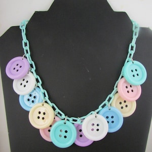 Vintage Jewelry- Colorful baby pastel button necklace- 90s accessories