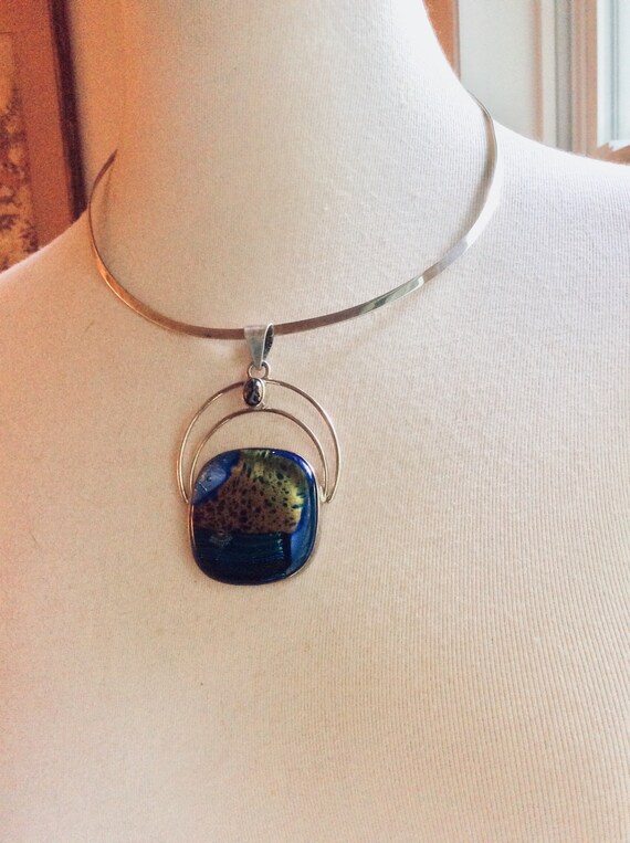 Unique Sterling Collar with Multi Color Art Glass… - image 3