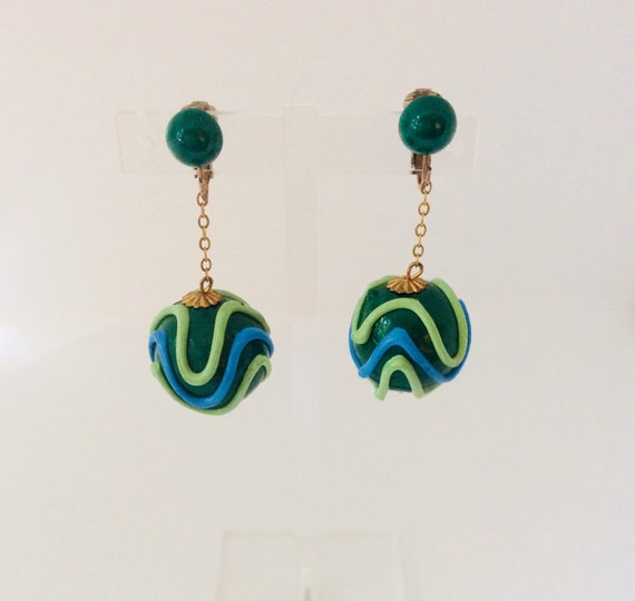 Mod Dangle Clip On Retro Green Earrings with Lime… - image 1