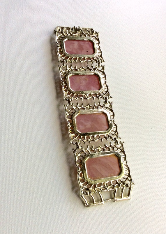 Retro Chunky Pink Lucite and Goldtone Bracelet - image 3