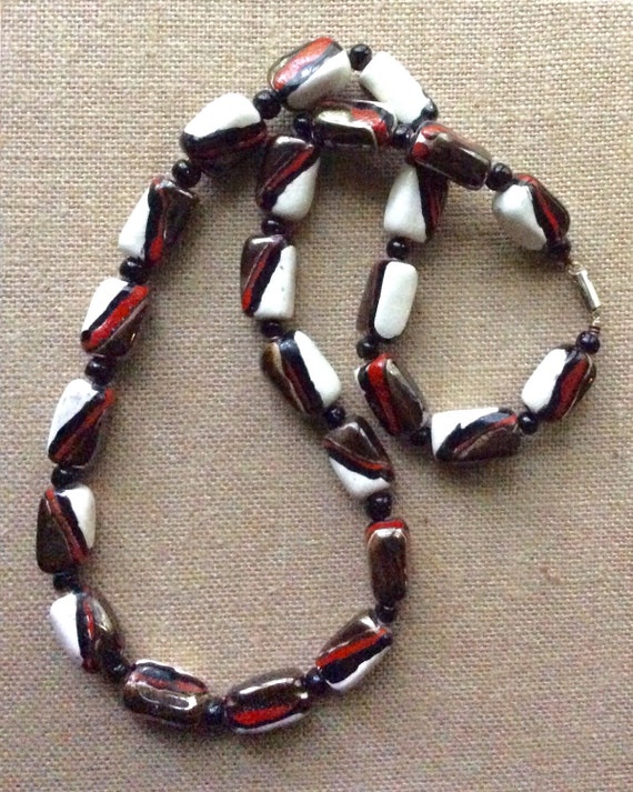 Artisan Ivory, Black, and Red Beaded Long Ceramic 