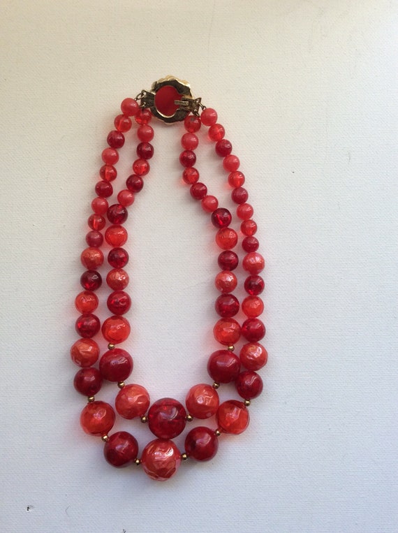 Beautiful Bright Red Lucite and Plastic 1960's Tw… - image 5