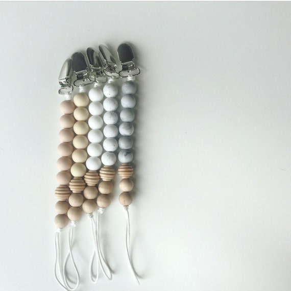 Willow Clip - Silicone Pacifier Clip