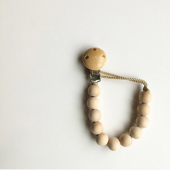 NomiLu Classic Clip on Wooden Clasp