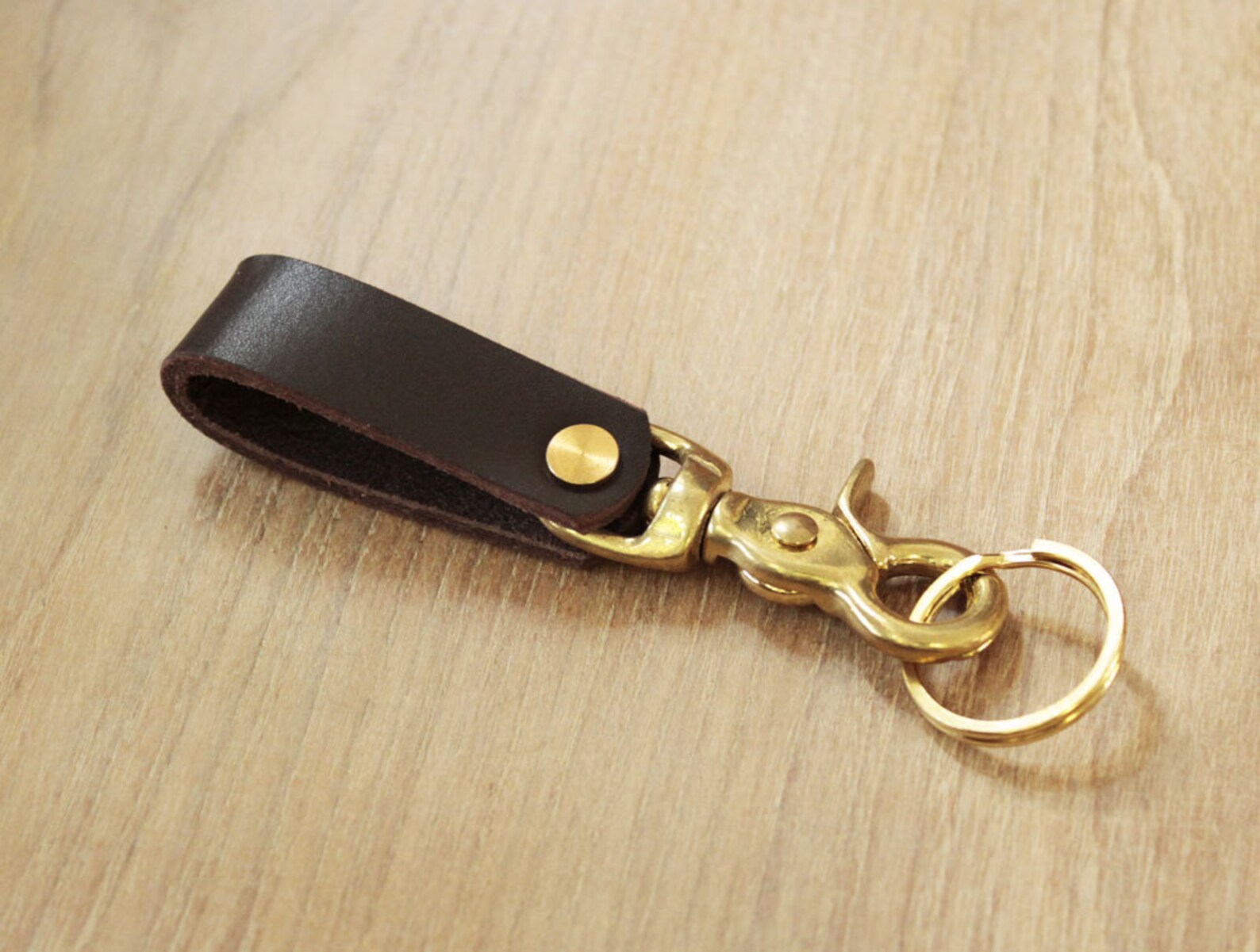 Handmade Military Style Snap Shackle D Leather Keychain | Etsy