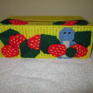 Strawberry Patch Tissue Topper #299