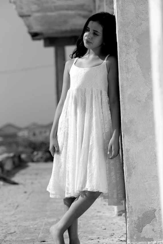 Flower girl lace dress - summer twirly ivory dress - Flower girl dress - bridesmaid girl dress - teen dress - off White lace dress