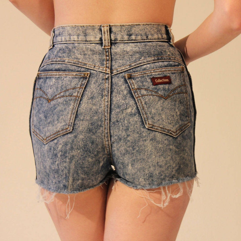 Vintage Shorts Petite Shorts Denim Shorts Acid Wash Shorts Small Shorts High Waist Shorts Cut Off Shorts Light Wash Shorts 80s Jean Shorts