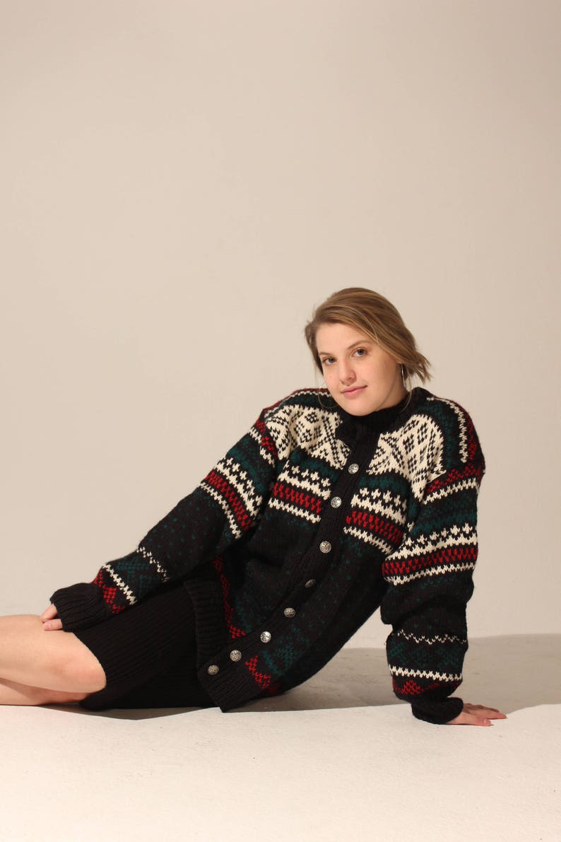 Vintage Sweater Christmas Sweater Medium Sweater Cardigan Vintage Cardigan Holiday Sweater Womens Sweater Large Sweater Oversized Sweater