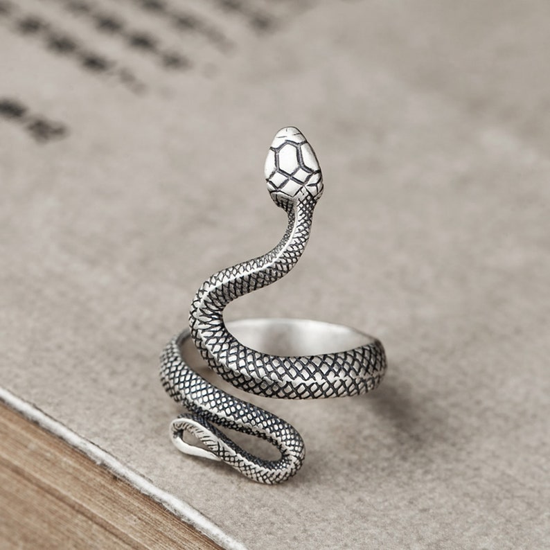 Gothic Adjustable Cobra Snake Ring Retro Punk