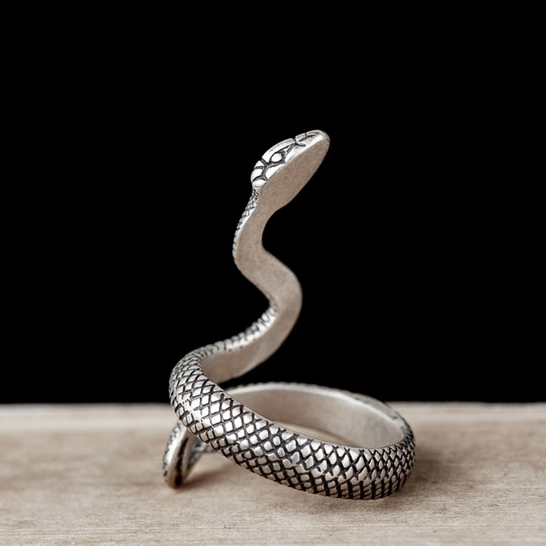 Gothic Adjustable Cobra Snake Ring Retro Punk
