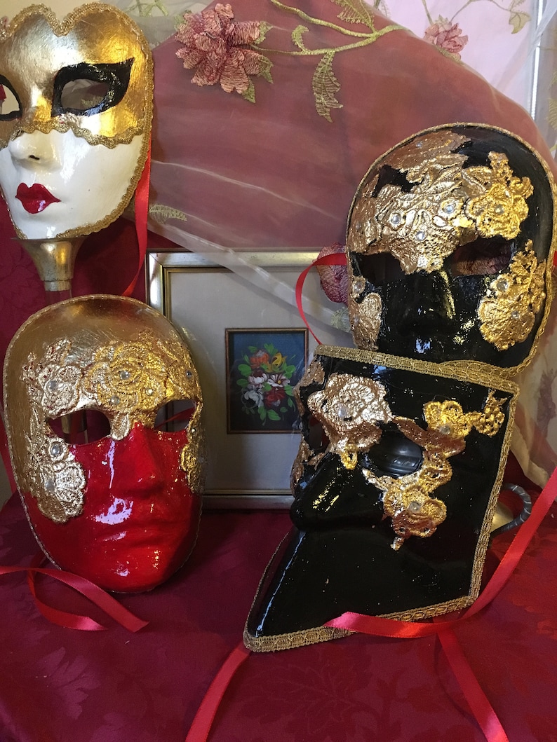Handmade Decoration /& Masks