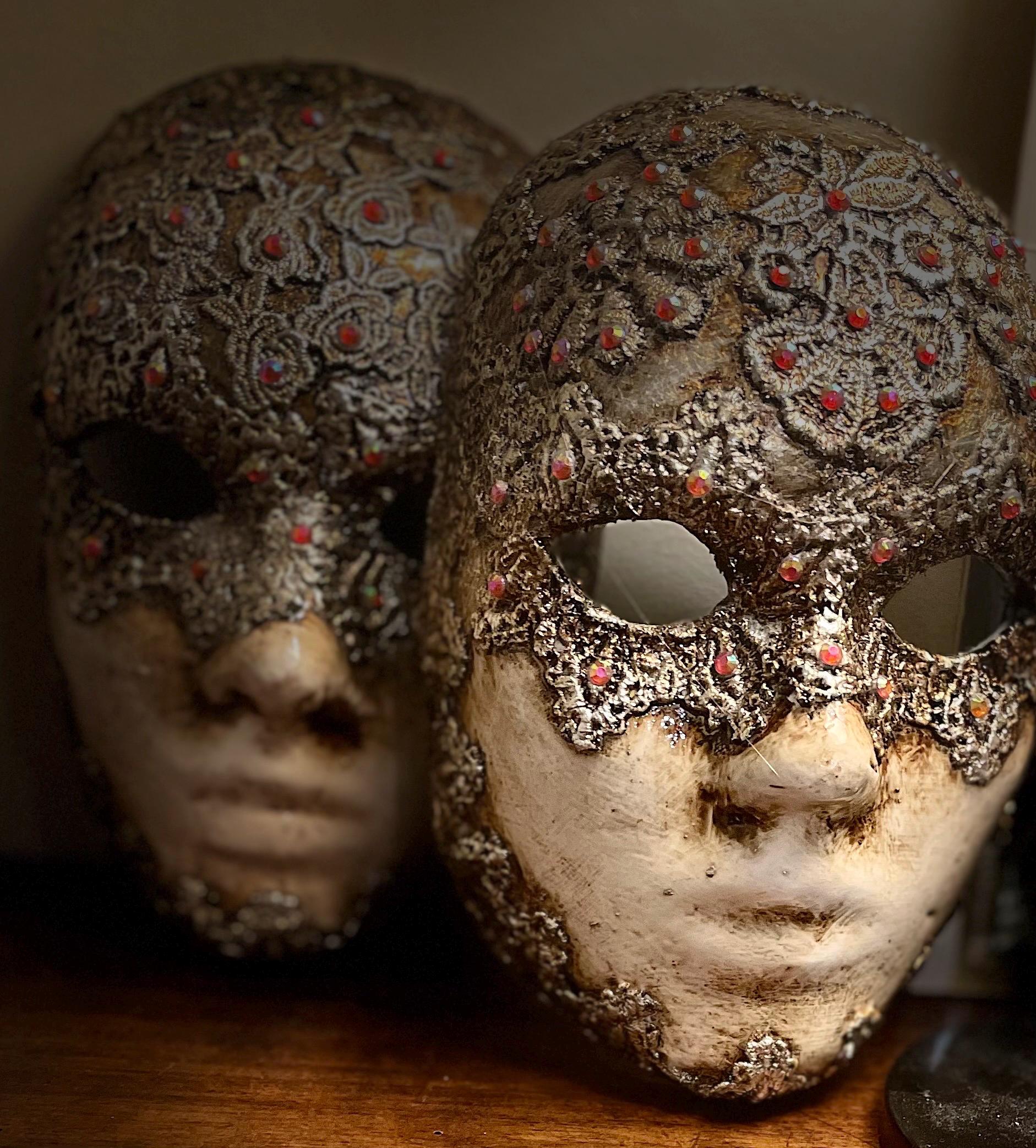 Eyes Wide Shut Party - Etsy Finland