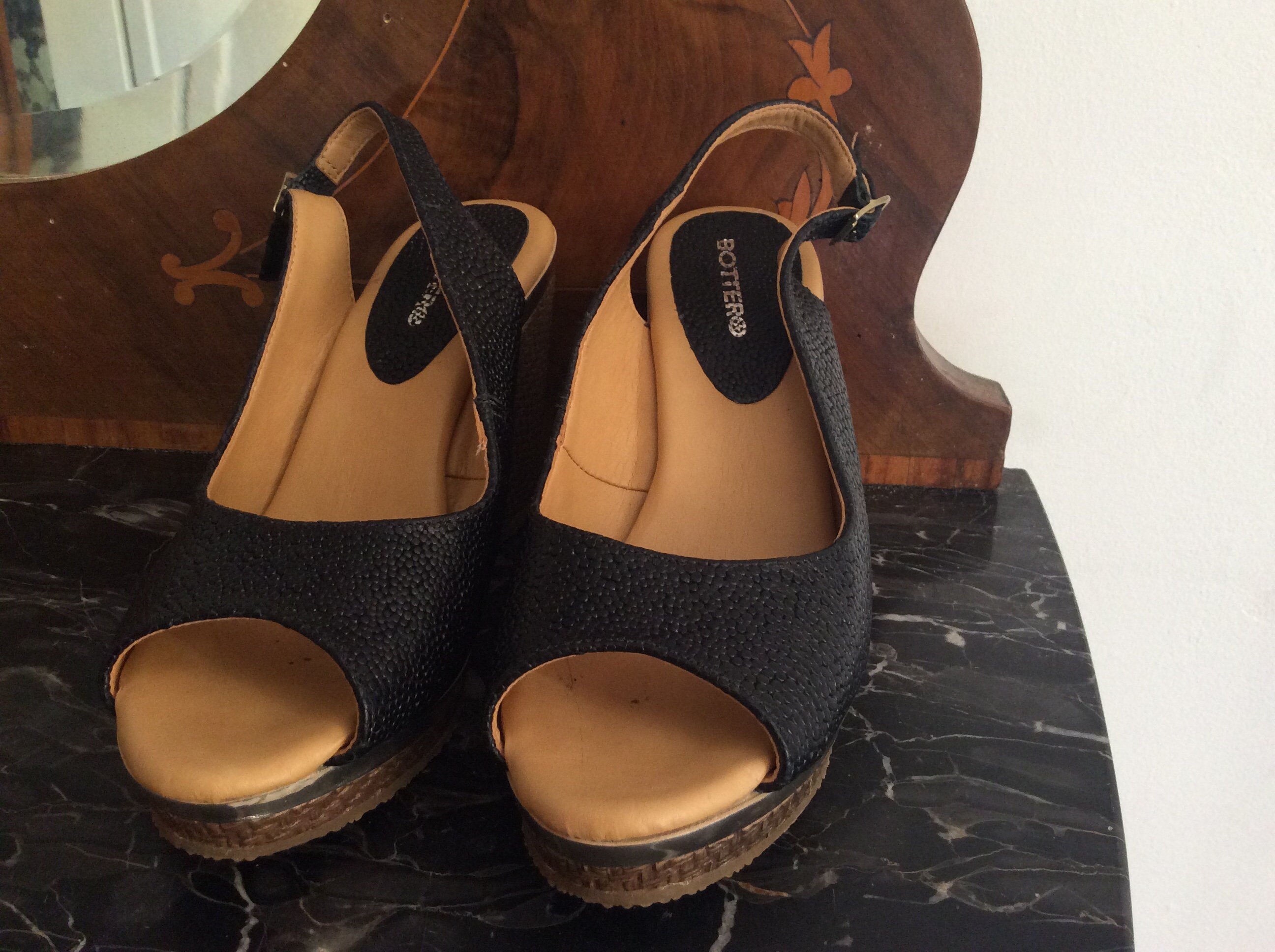 very comfortable sandals