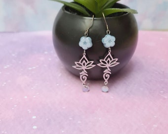 boucles d'oreilles fleurs de lotus  bleues