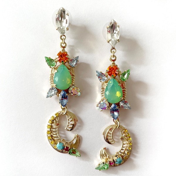 Opale verde menta e orecchini pendenti in oro, orecchini di cristallo Swarovski, orecchini a goccia lunghi, gioielli Boho