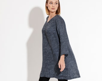 Subtly Textured Oversized Linen Tunic with Pockets / Blue Linen Loose-fitting Tunic / Blue Linen Top With Pockets / Blue Linen Maternity Top