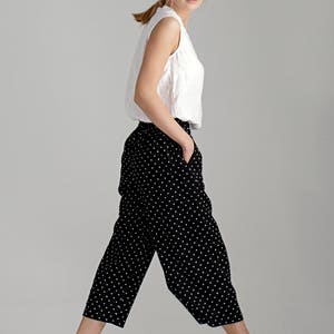 Custom-Made Loose Linen Pants / Black Loose Trousers / Casual Loose Pants / Linen Pants for Women / Wide Leg Linen Pants / Cropped Pants image 3