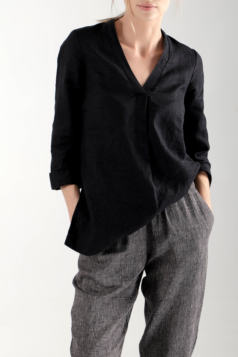 Black High Collar Linen Top with Obin Belt.