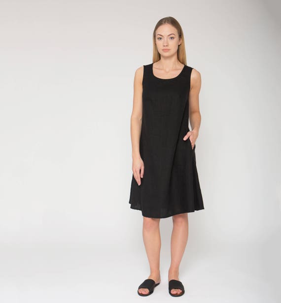 Sleeveless black linen dress Clearance