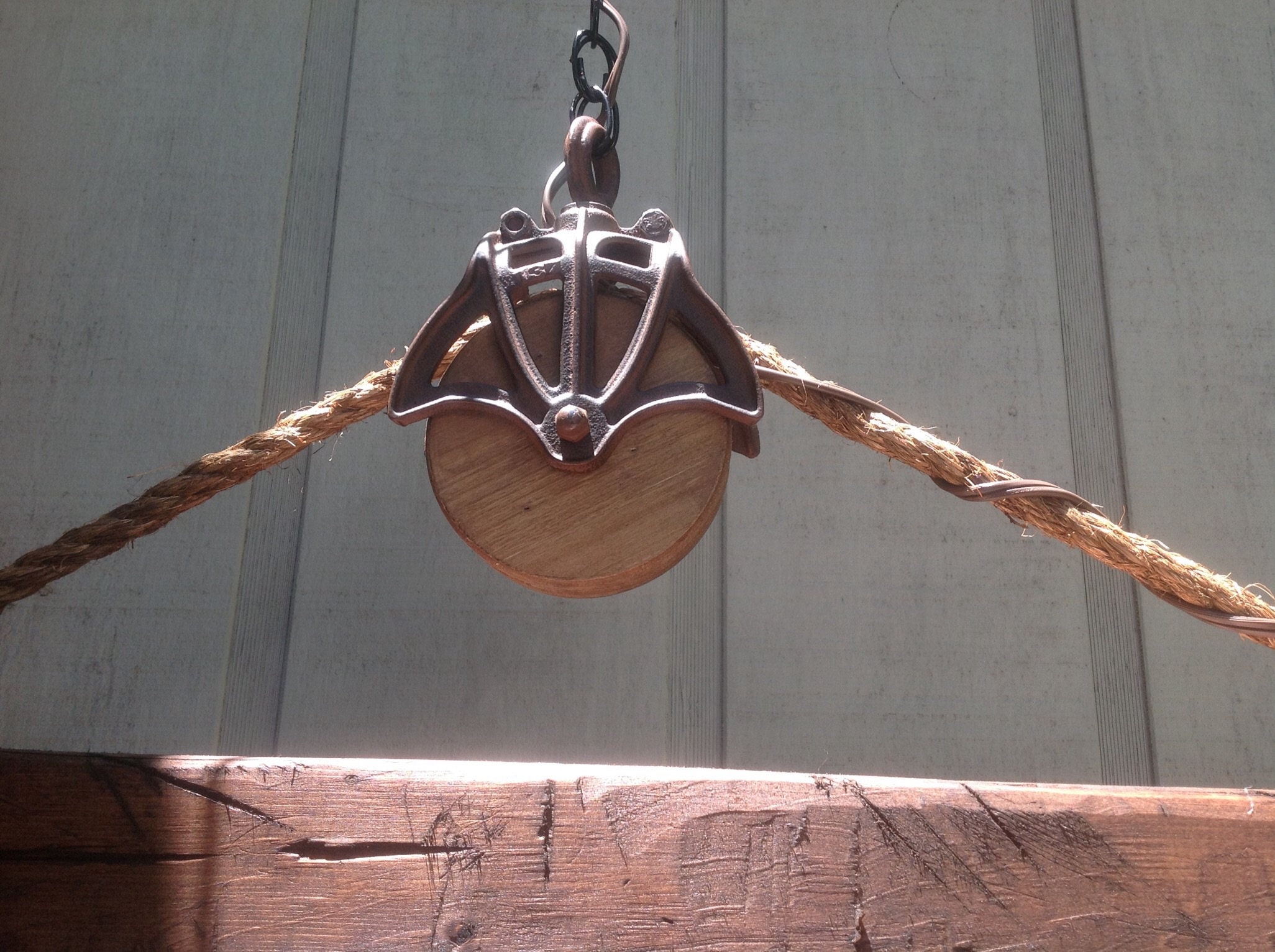 Rustic Barn Beam With Recessed Edison Bulbs Barn Pulley - Etsy Israel
