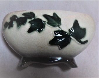 POTTERY PLANTER, Oval Flower Pot, Little Ivy, Garden Planter, Pottery, Ivory Glaze, Green Ivy Vine, Vine Applique, Planters & Pots, Plants