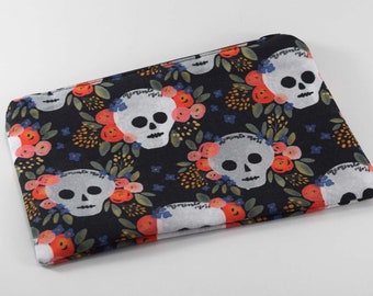 Zipper Pouch - Memento Mori