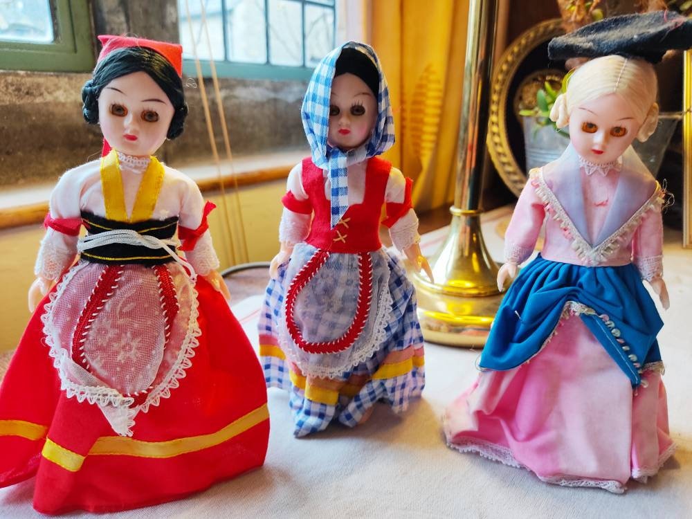 Collection of Vintage National Costume Dolls. European Etsy UK
