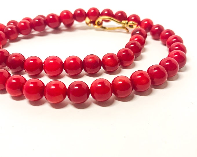 Coral Pendant Necklace main image 0