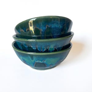 Hand Thrown Pottery Bowl: Rustic Green Drip Glaze, Stoneware