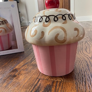 Ceramic Cupcake Jar - Etsy