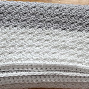 Weiss und Grau Baby Decke