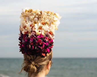 Large flamenco comb of preserved natural flowers for the bride