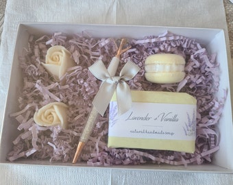 Natural Soap Spa Self Care Women's Gift Basket Gift Box Lavender Vanilla