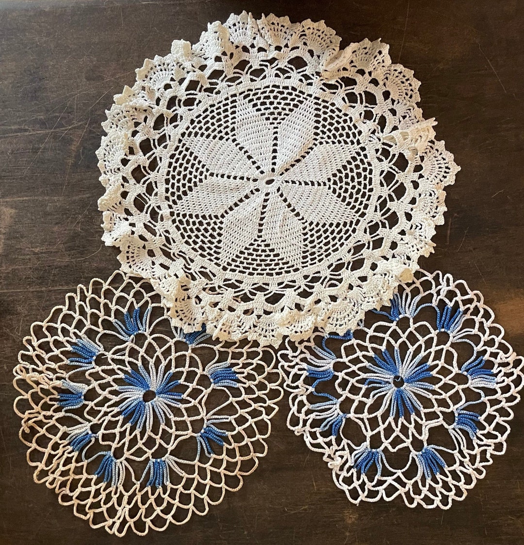 Vintage Lot Blue and White Doily Crochet Decor Tabletop DOILIES