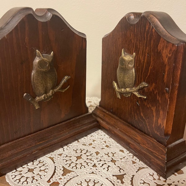 Mid Century Brass Owl Bookends Wood and Industrial Metal Vintage Den Decor MCM 1970 Office Shelf Decoration Walnut