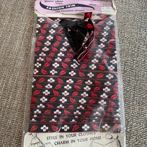 Dansk Ribbon Navy Blue and Red Floral Motif Fabric Edging Scandinavian Crafting Lace