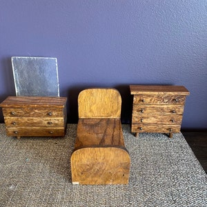 Vintage Doll Furniture Handmade Wooden Primitive Miniature Dollhouse Bedroom Dresser Bed Set