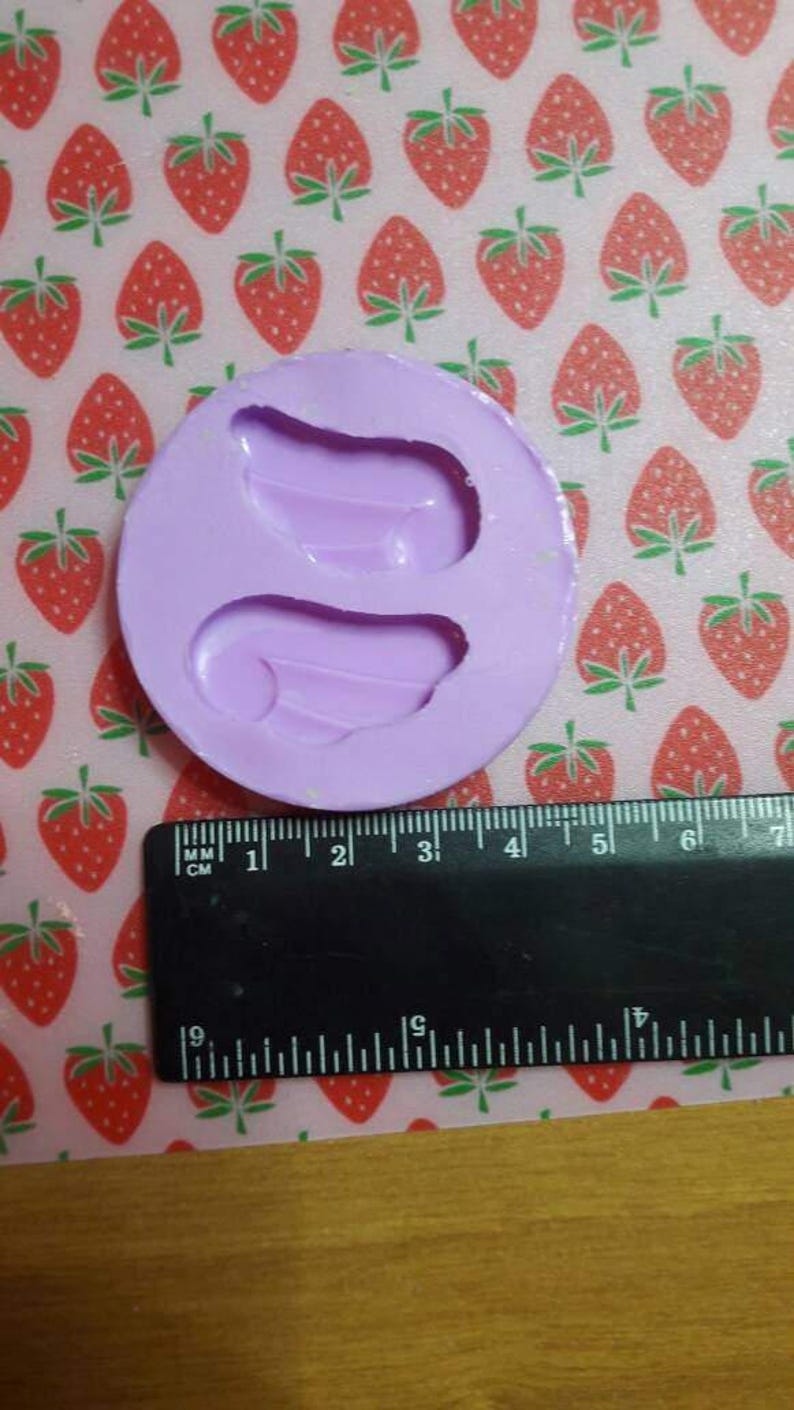 Pair of wings silicone rubber mold image 1