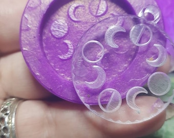Moon phase wicca pendant silicone mold - perfect for Resin