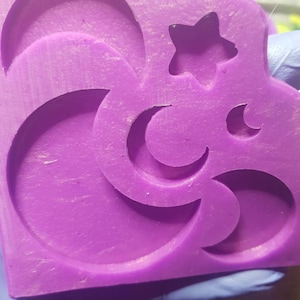 Moons silicone mold in scale