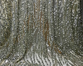 Tela de tul con lentejuelas y pedrería, material con cuentas