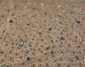 Tela color nude con cuentas de espejo y pedrería, malla con cuentas de espejo, tela nupcial cortada a medida, tela de alta costura para bodas, tul de cristal brillante
